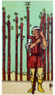 Ý nghĩa lá bài Nine of Wands - Lá Bài 9 Gậy